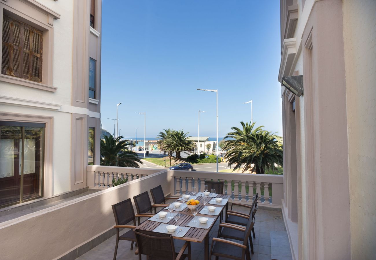 Apartment in San Sebastián - Atlantic La Zurriola