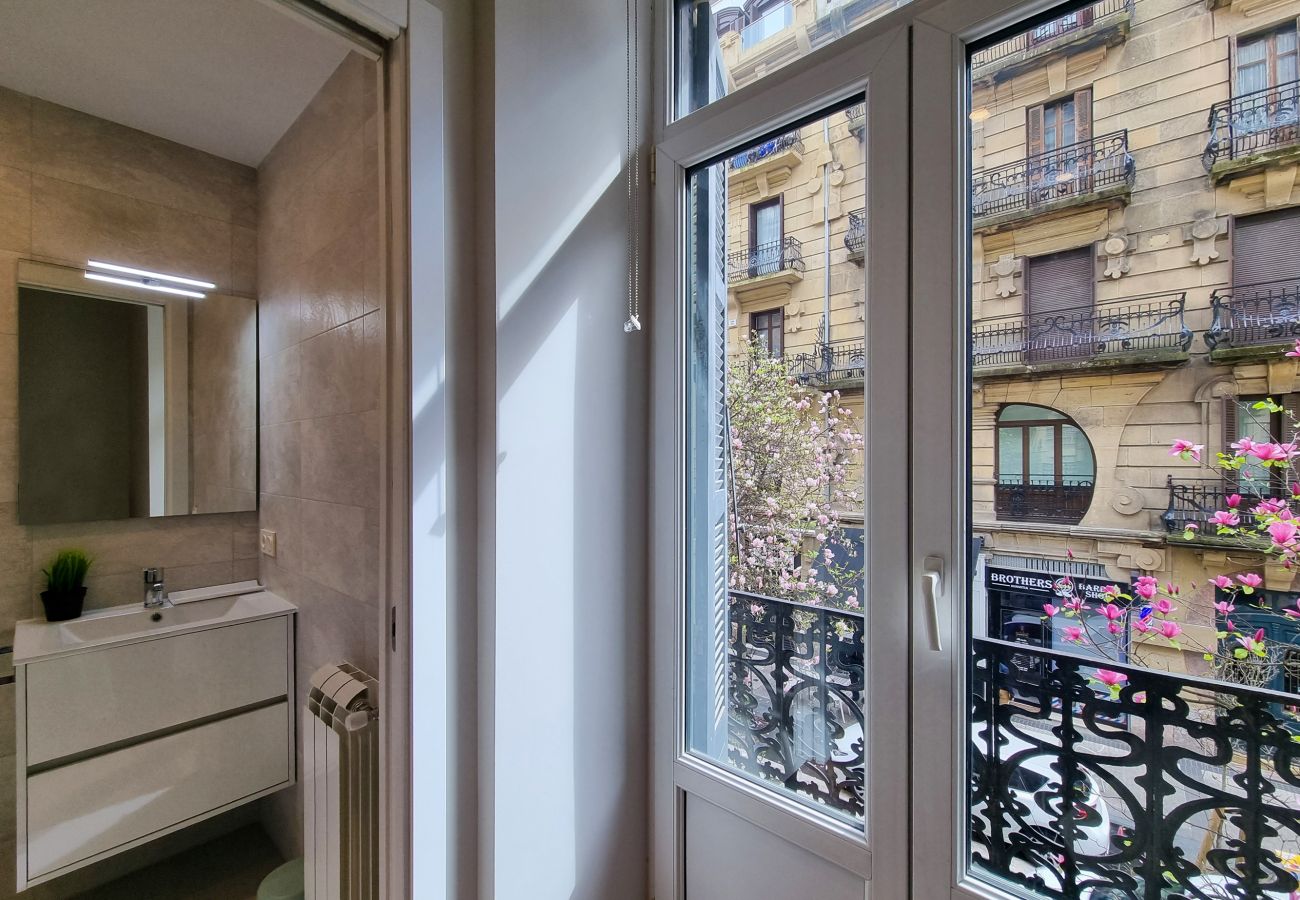 Apartment in San Sebastián - Chillida Larramendi