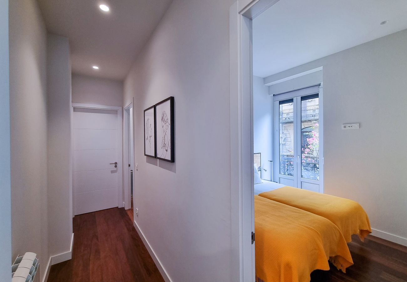 Apartment in San Sebastián - Chillida Larramendi