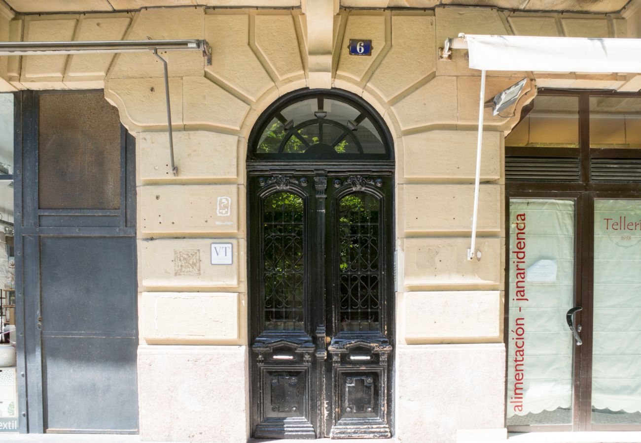 Apartment in San Sebastián - Chillida Larramendi